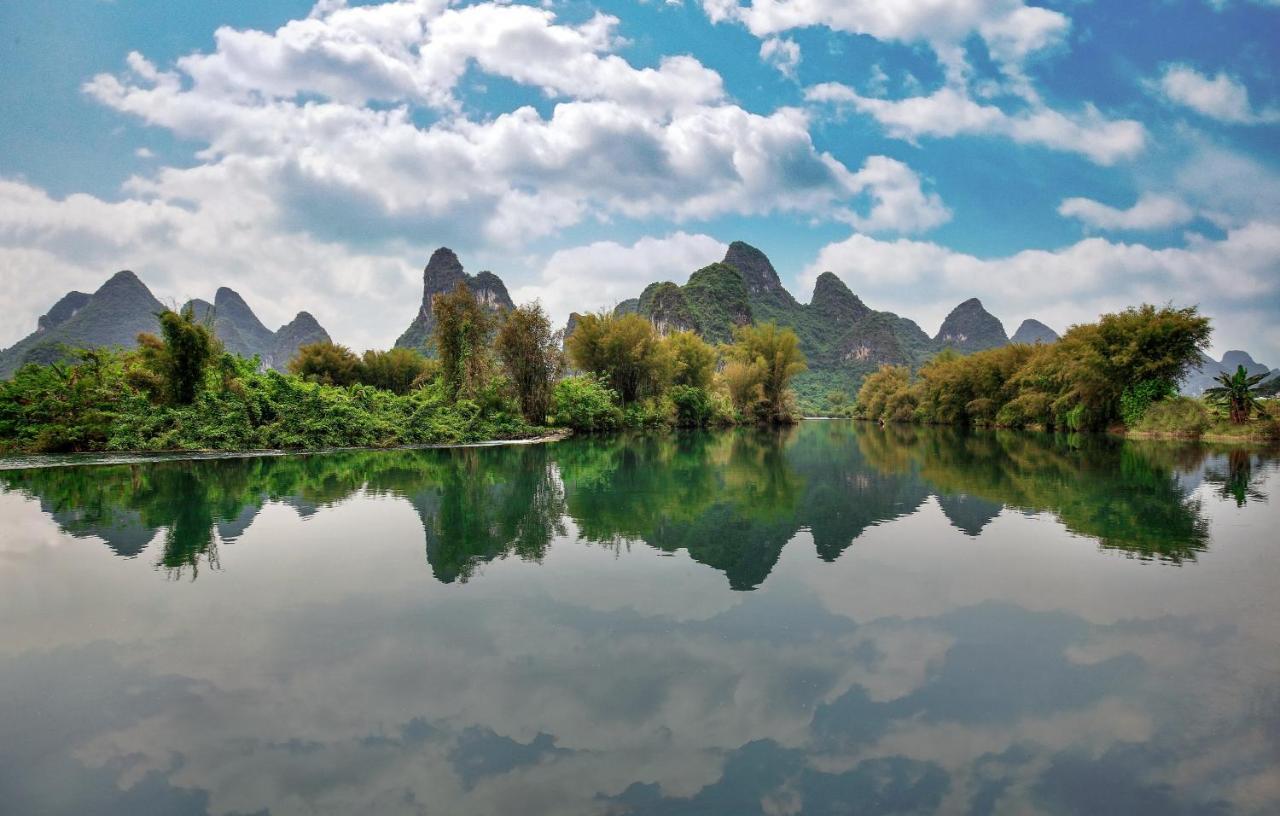 Yangshuo Mountain Retreat Hotell Exteriör bild